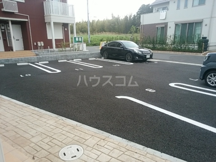 2/10 駐車場