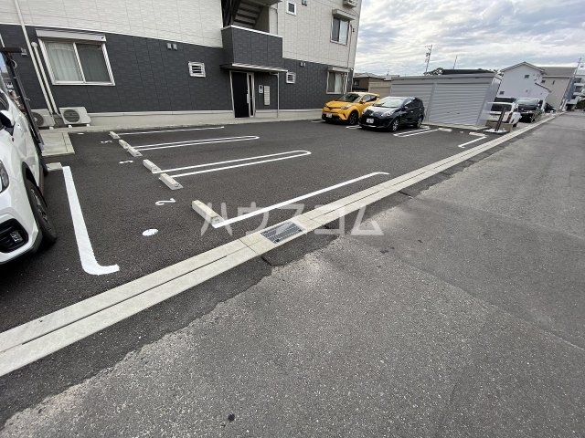 7/13 駐車場