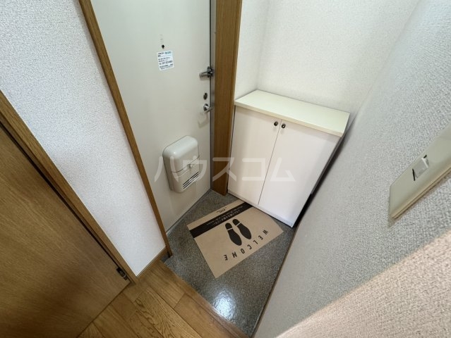 15/30 玄関