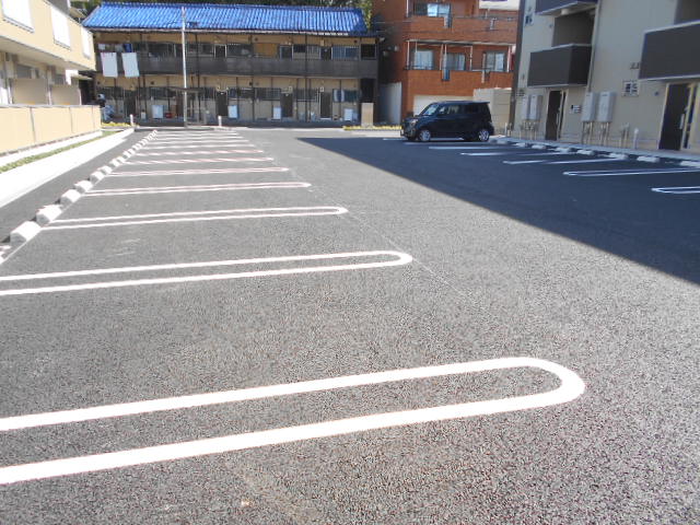 22/30 駐車場