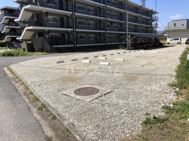 15/24 駐車場