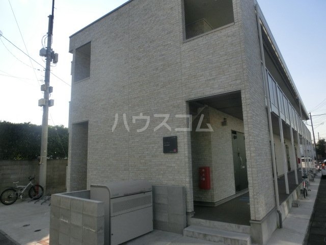 20/30 エントランス