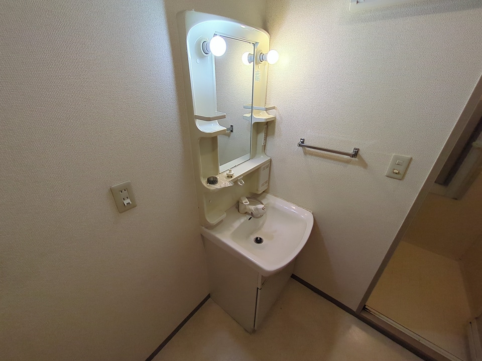 15/30 洗面