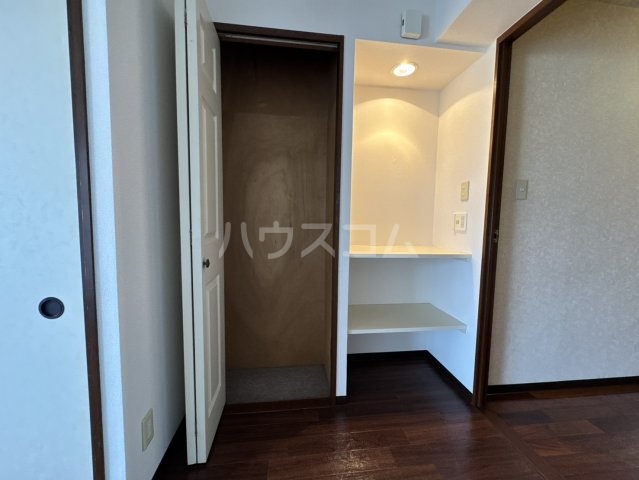 13/30 収納