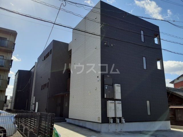 2/30 外観