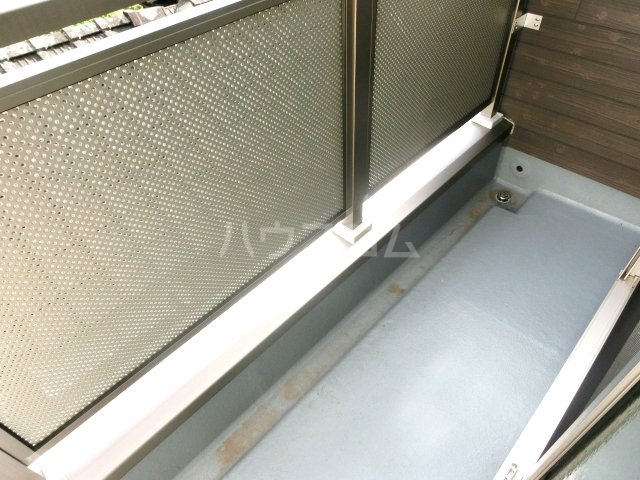 21/30 バルコニー