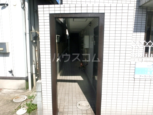 29/30 エントランス