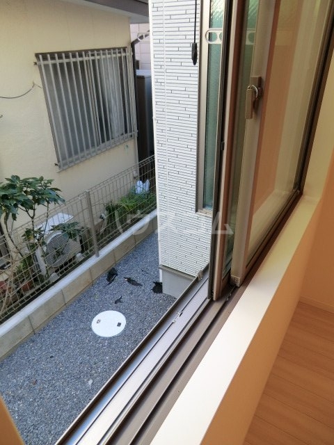 19/28 バルコニー