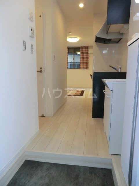 16/22 エントランス