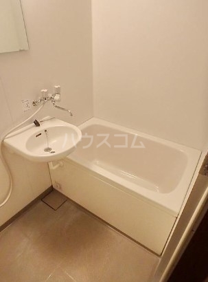 14/20 エントランス