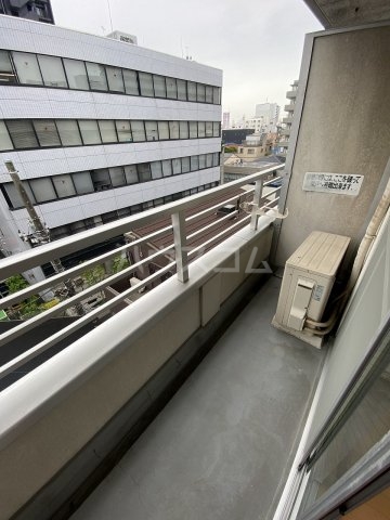 20/30 バルコニー