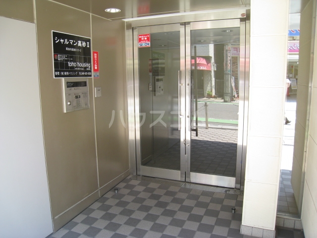 22/30 エントランス