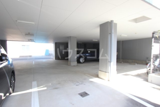 22/29 駐車場