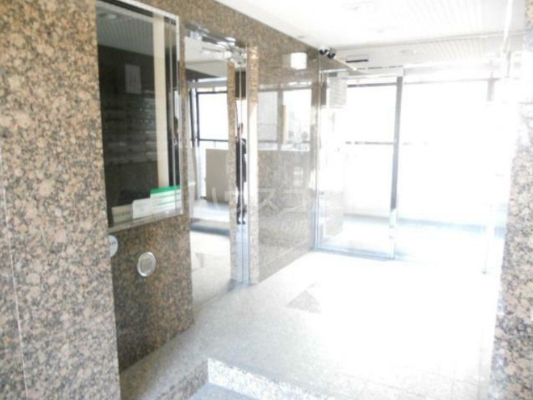 14/24 エントランス