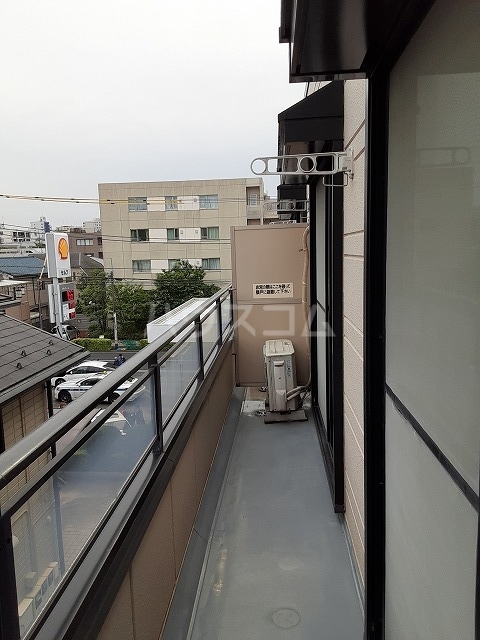 20/30 バルコニー