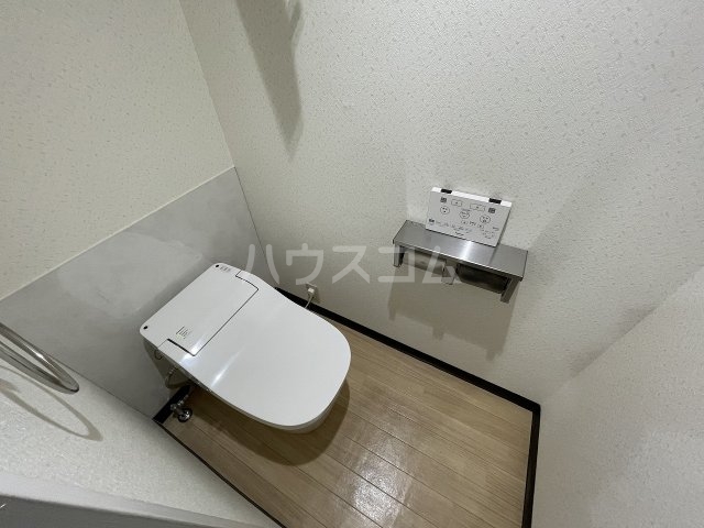 16/30 トイレ