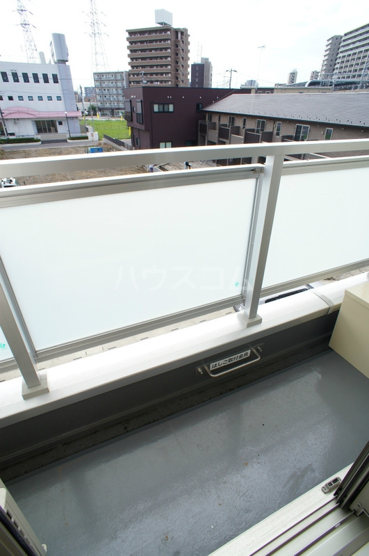 15/26 バルコニー
