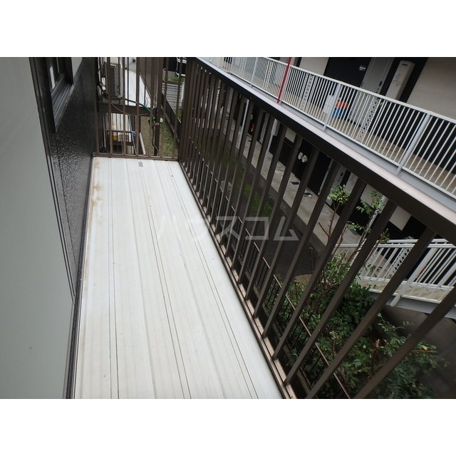 18/30 バルコニー