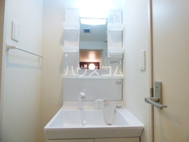 13/30 洗面