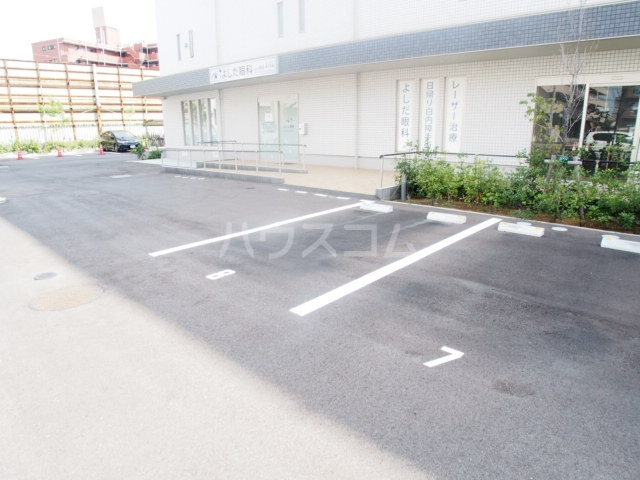 16/25 駐車場