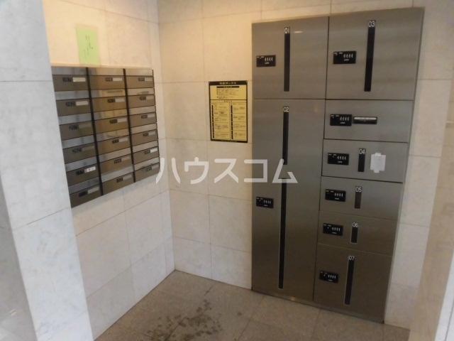 16/26 エントランス
