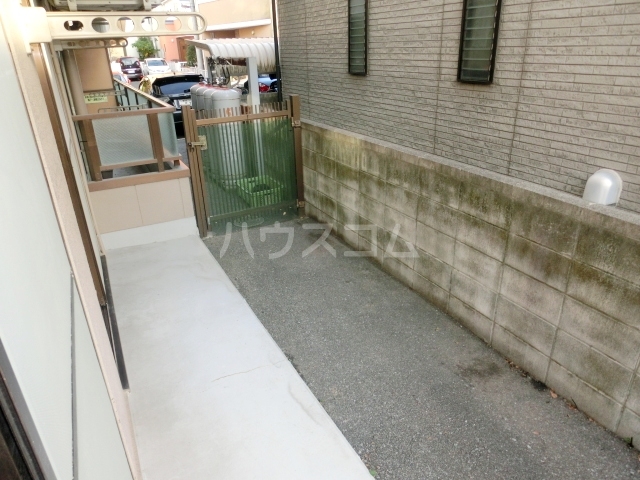 23/30 バルコニー