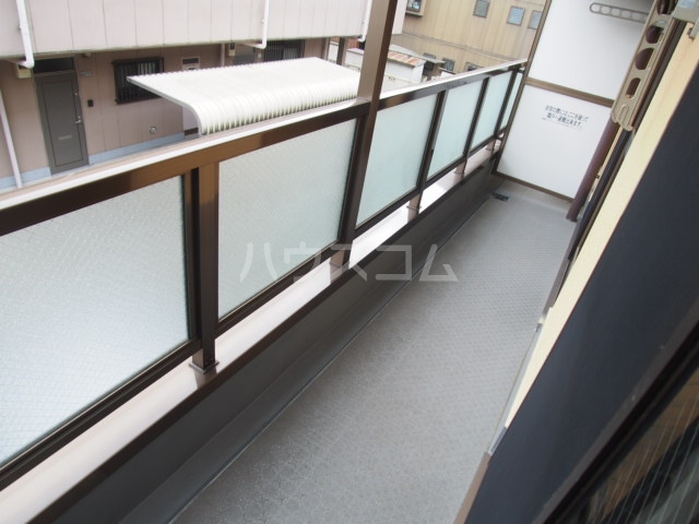21/30 バルコニー