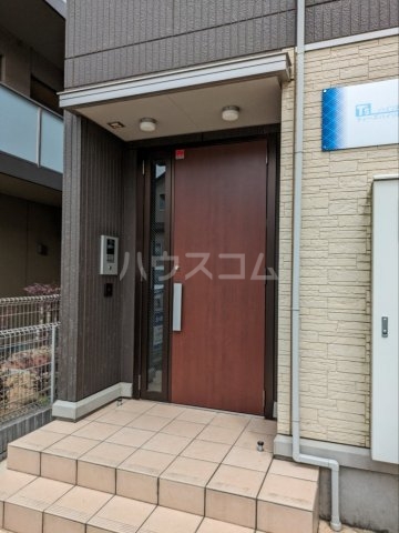 3/5 エントランス