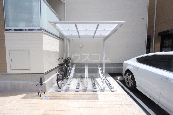 23/30 駐車場