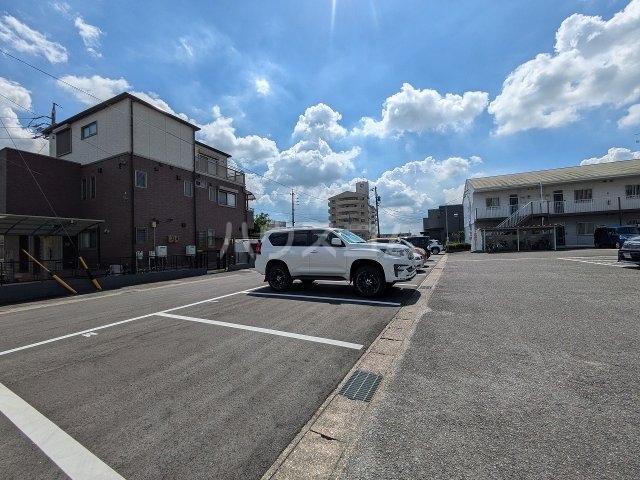 2/10 駐車場