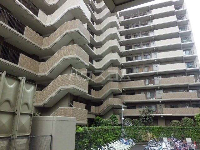 2/30 外観