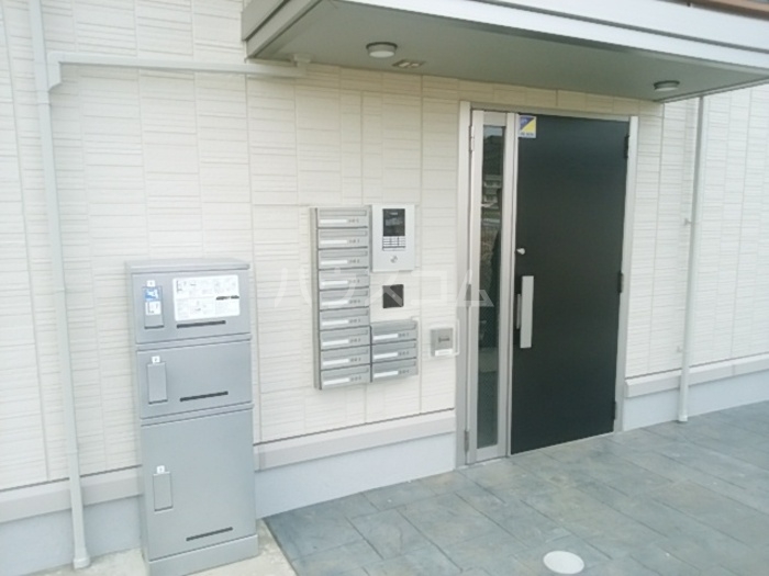 19/29 エントランス