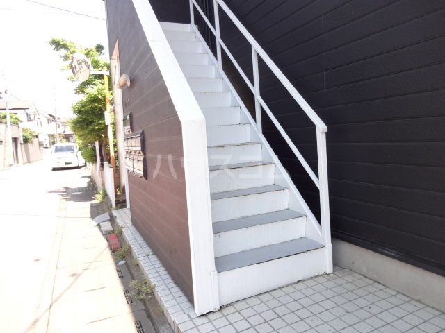 19/29 エントランス