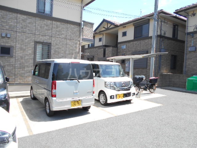 16/26 駐車場