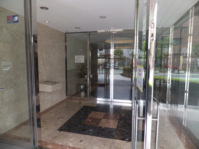 19/29 エントランス