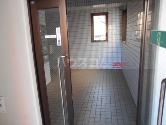 14/22 エントランス