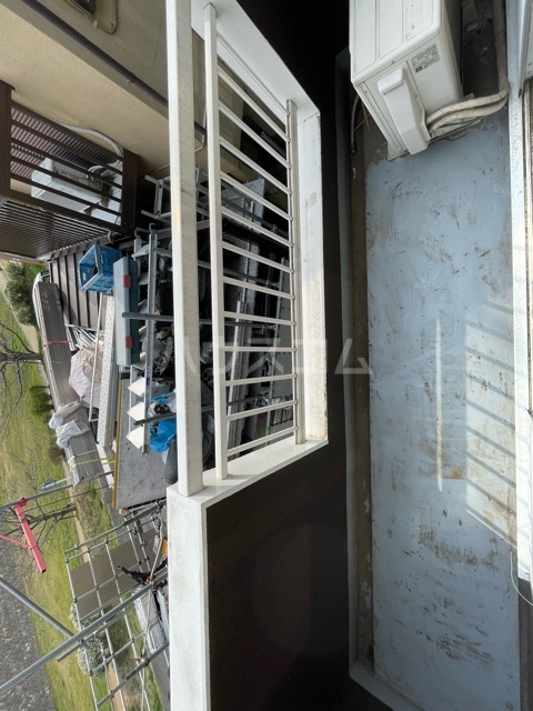 13/23 バルコニー