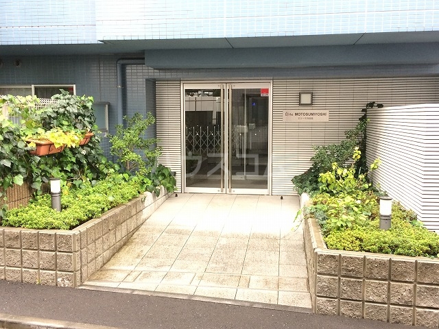 19/24 エントランス