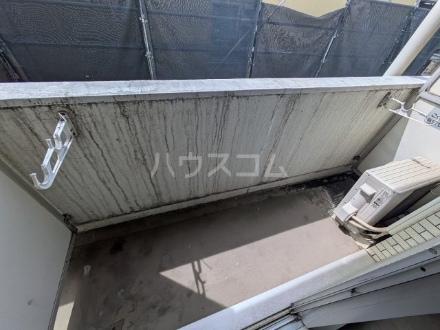 19/28 バルコニー