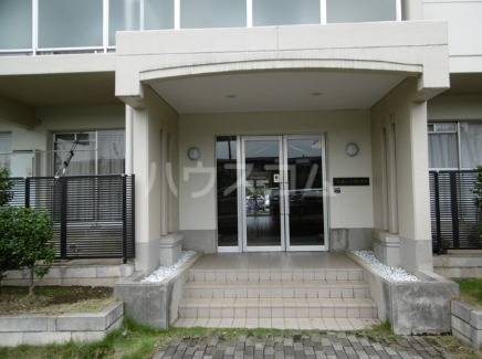 20/25 エントランス