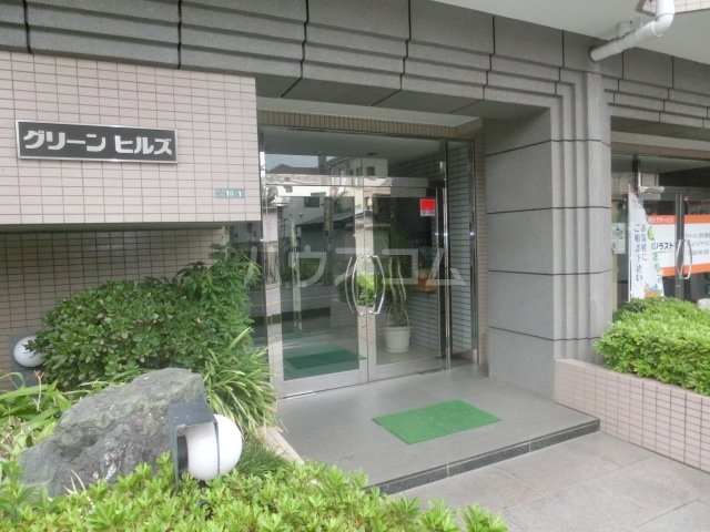 22/30 エントランス