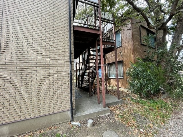 20/22 エントランス