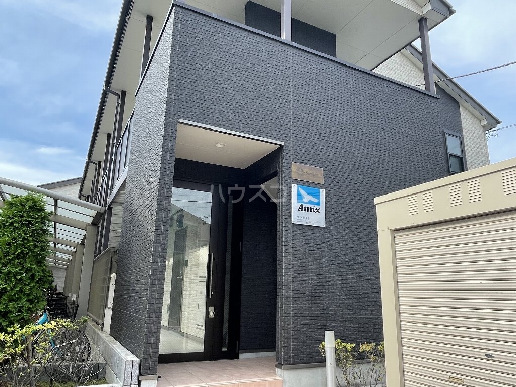 26/30 エントランス