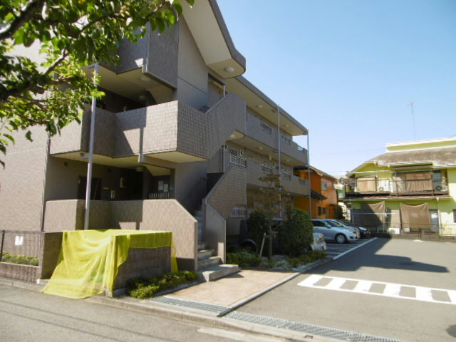 20/29 エントランス