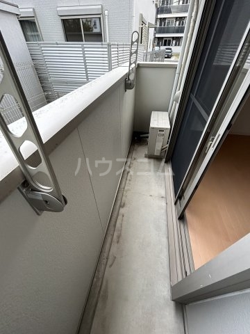 19/28 バルコニー