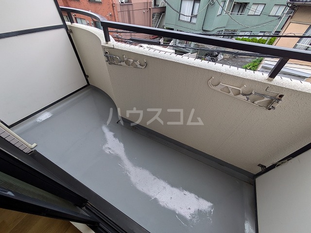 20/30 バルコニー