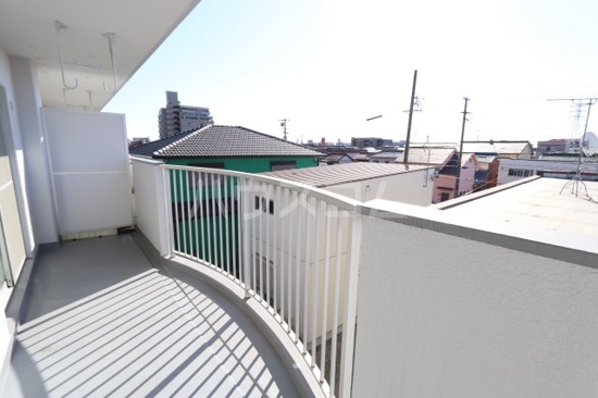 13/23 バルコニー