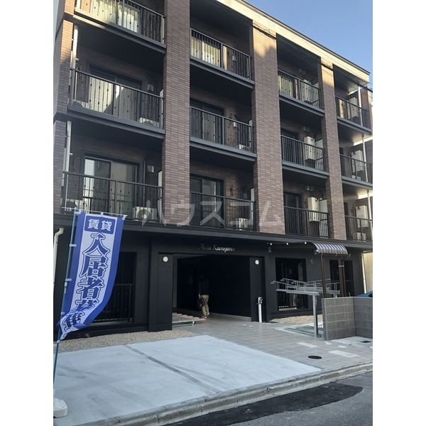 14/17 エントランス