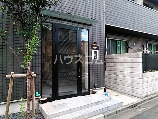 14/23 エントランス