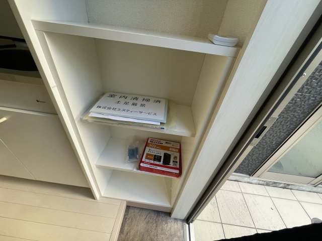 27/30 エントランス